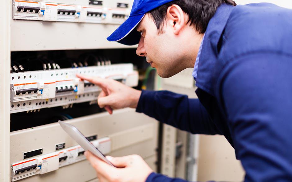 taux horaire électricien Aubervilliers